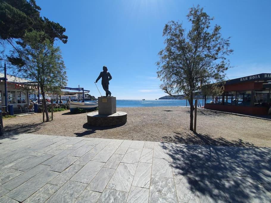Espectacular Planta Baja Con Terraza Y Parking A 5 Min De La Playa Apartment Cadaques Luaran gambar