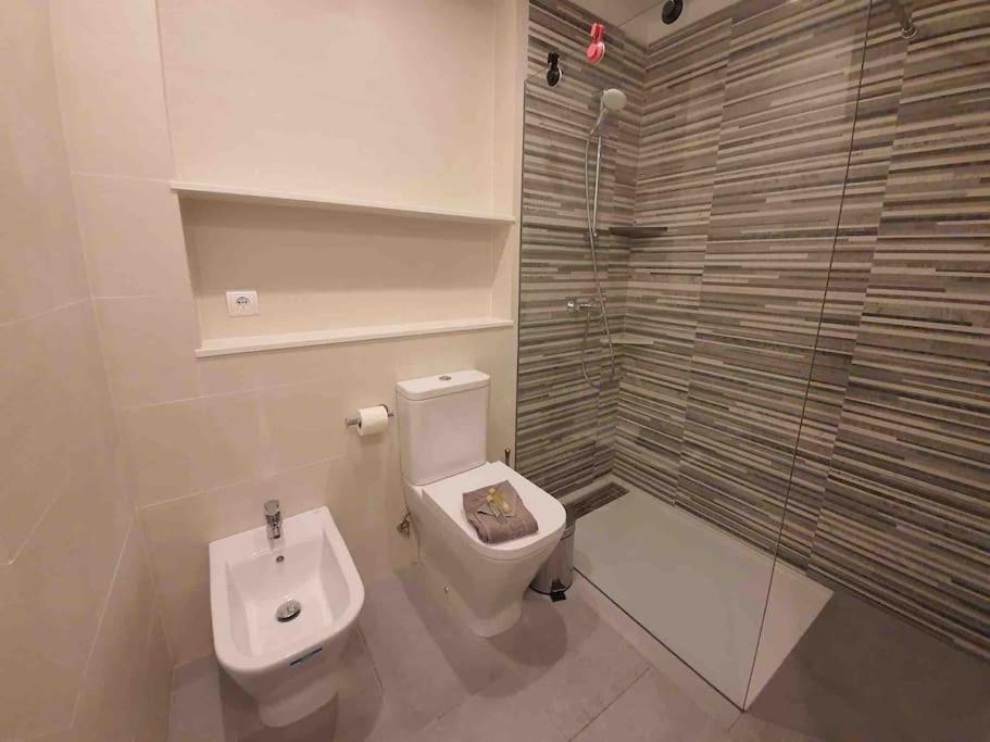 Espectacular Planta Baja Con Terraza Y Parking A 5 Min De La Playa Apartment Cadaques Luaran gambar